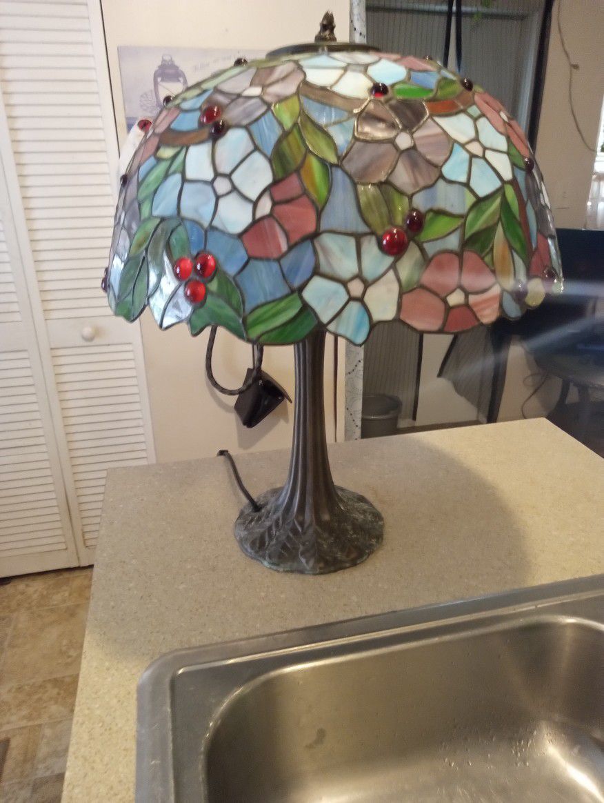 Vintage Tiffany Lamp 