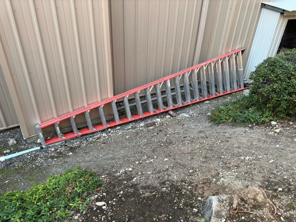 20 ft. Fiberglass 300 lb. Twin Stepladder, Type IA for Sale in Federal ...