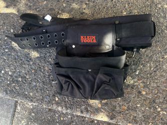 Klein Tool belt with pouches