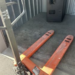 Pallet Jack (delivery Available)