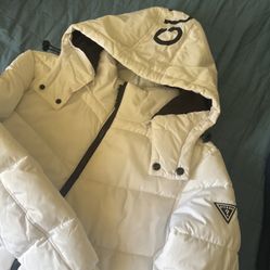 Small Guess Puffer
