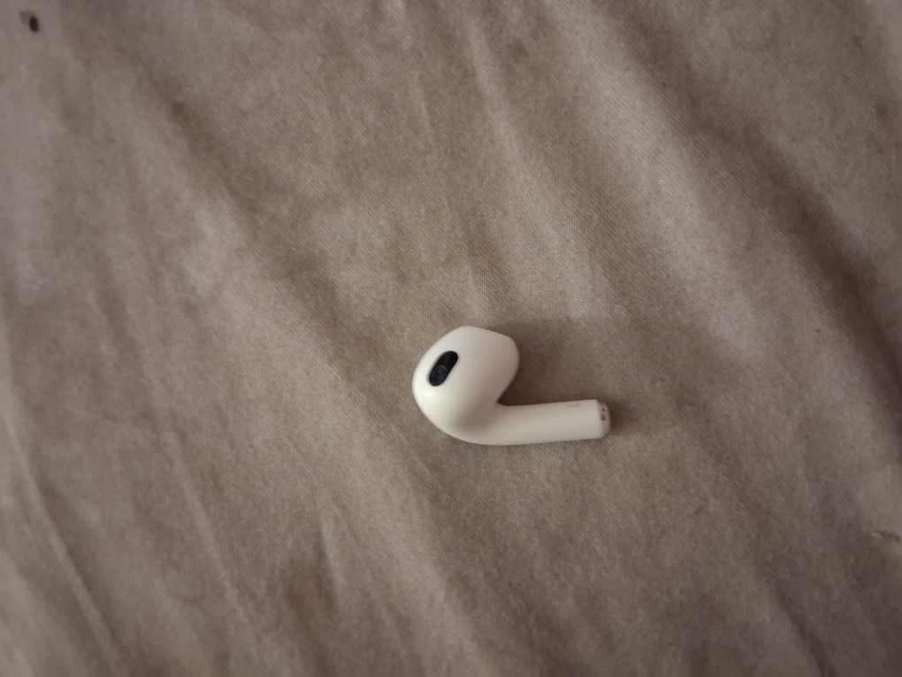 Air Pod Gen 3