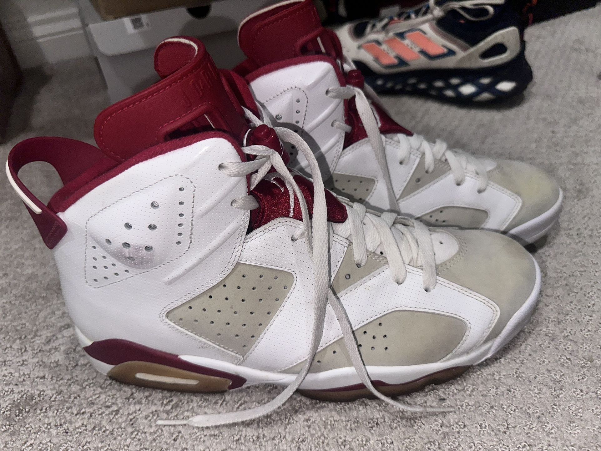 Jordan 6 Retro