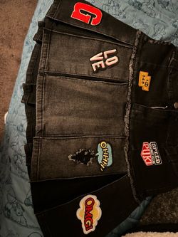 Women black skirt