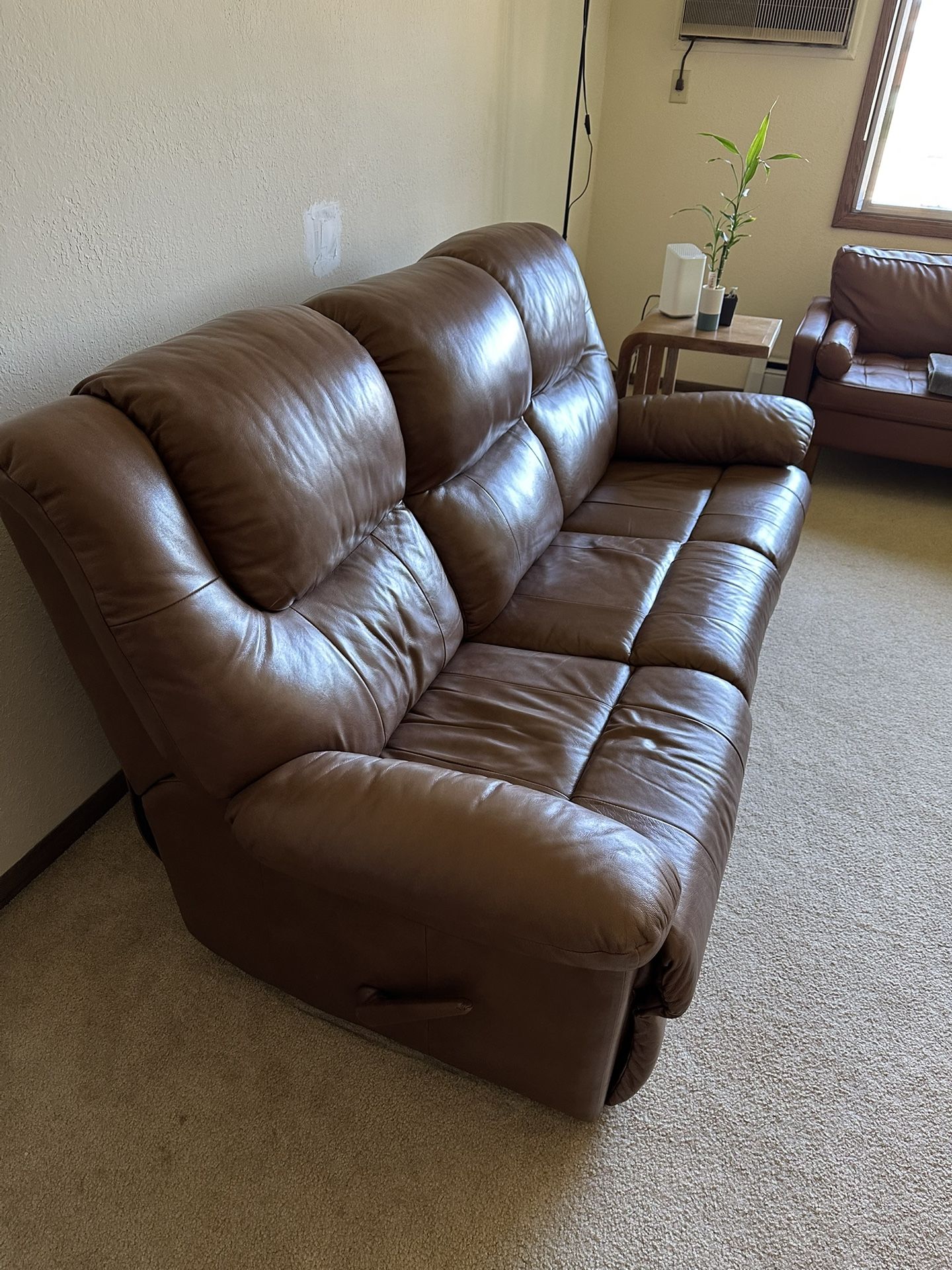 High-Quality Leather Recliner Sofa