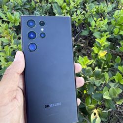 Samsung Galaxy S22 Ultra 128GB Black Unlocked