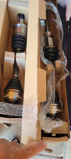 1997---- 2004 Toyota Camry , Avalon CV axles