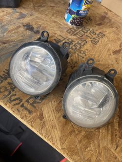 Oem Prius Fog Lights With Led Bulb