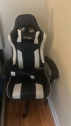 Gaming chair