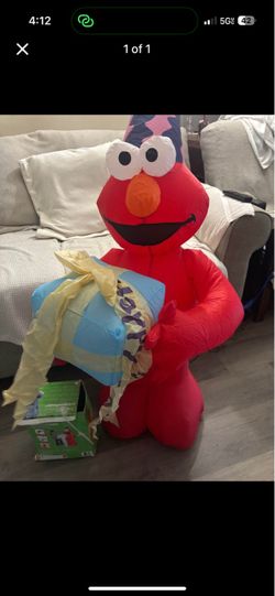 4 ft Elmo inflatable