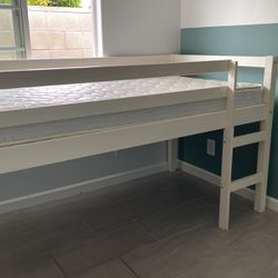 Bunk Twin Bed 