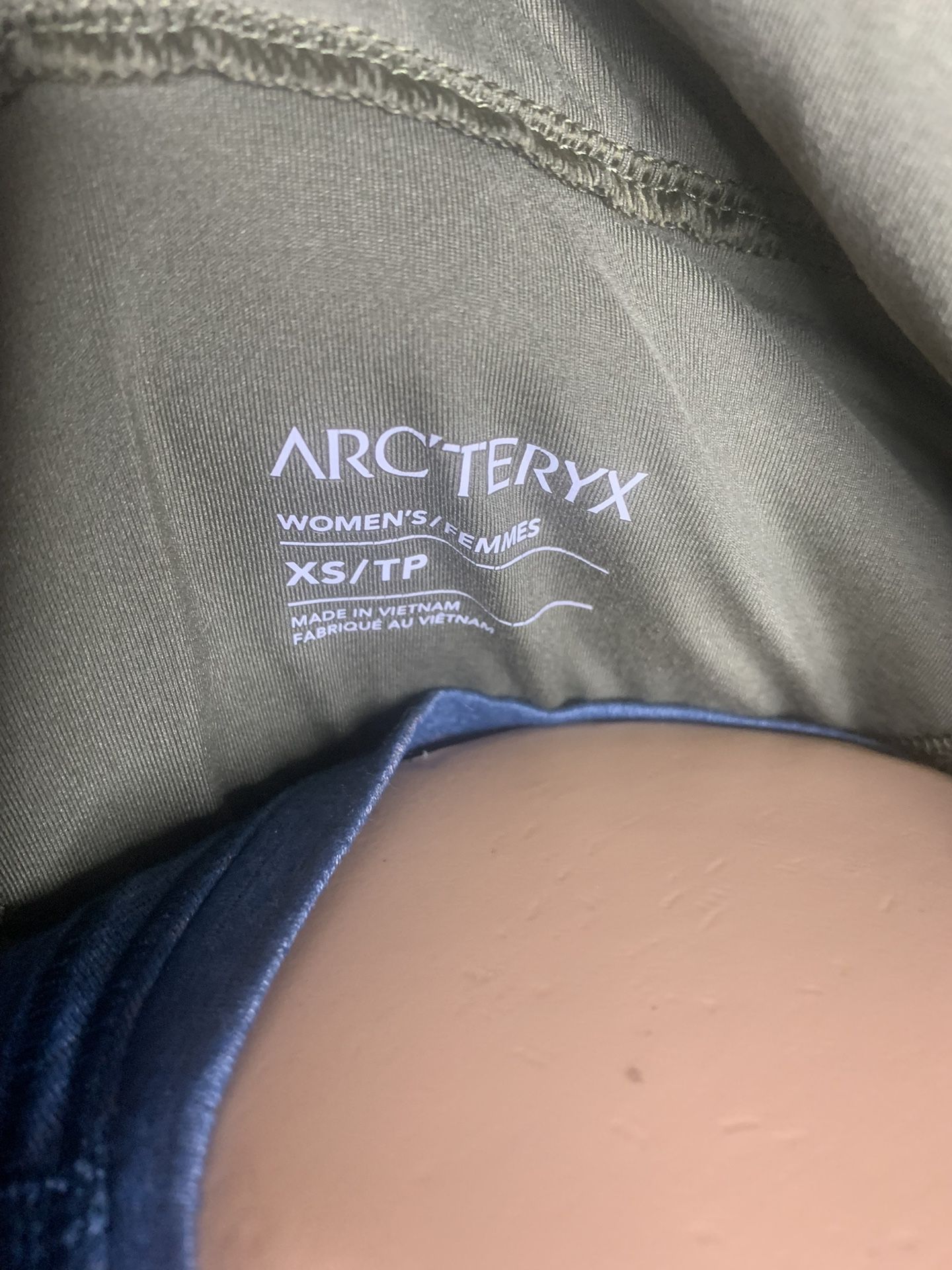 Arc'teryx Women's Covert Cardigan 