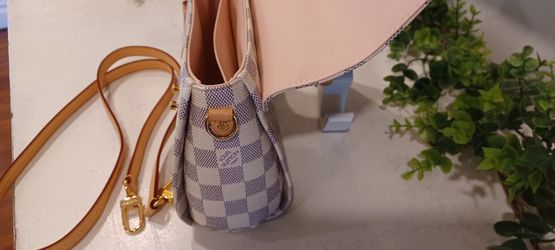 Fashion Louis Vuitton- pick Up Only