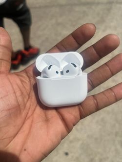 cancellation Ear pods 4 cancellation