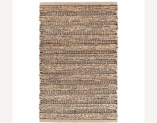 Annie Selke Simba Handwoven Jute Rug. 8’6” x 11’6”