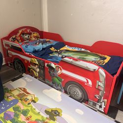 Paw patrol toddler bed including mattress