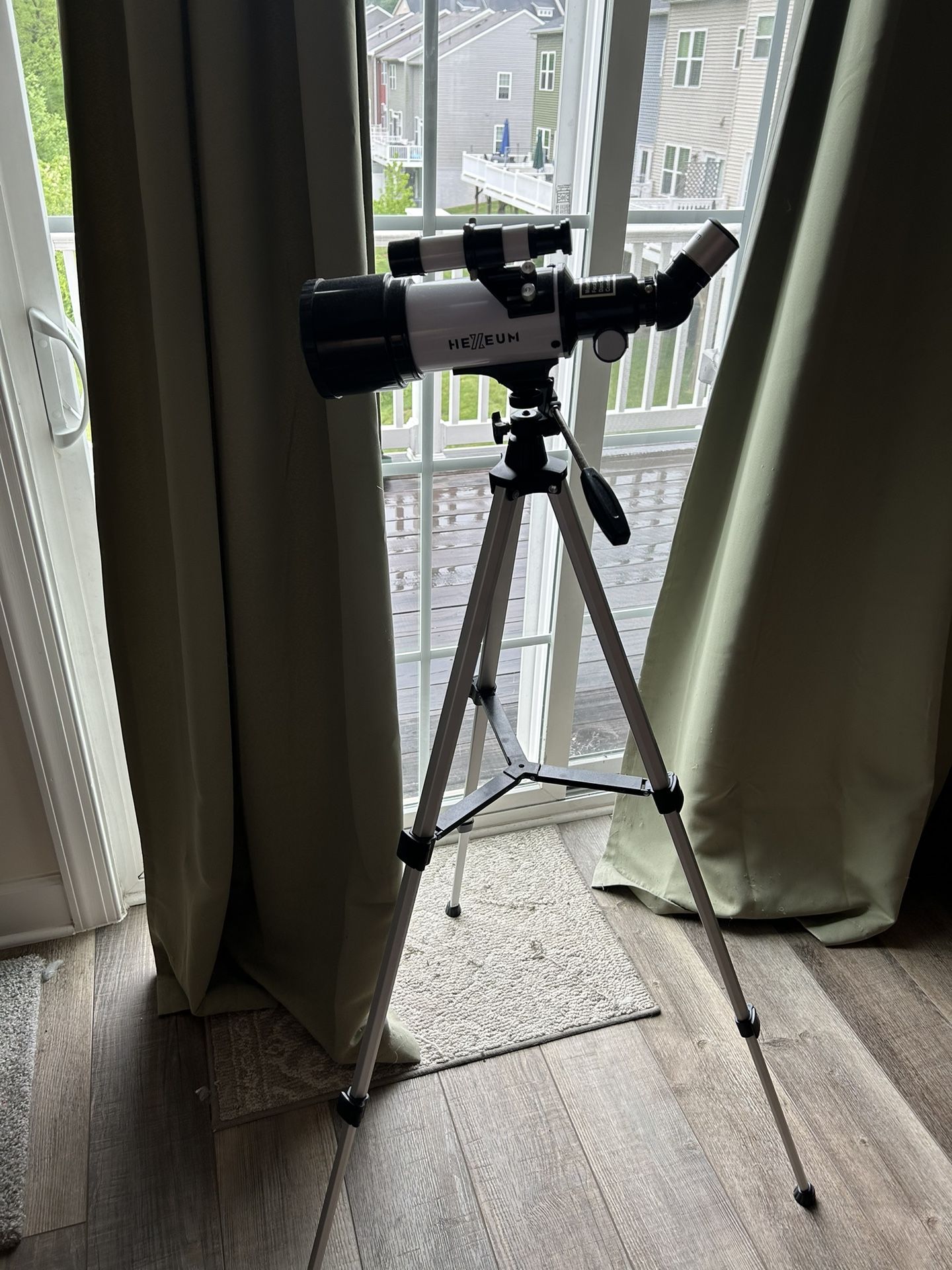 Hexeum Telescope