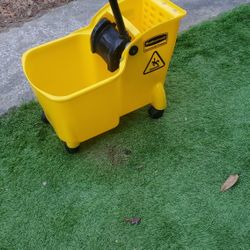 Mop Bucket 