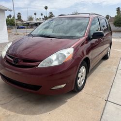 2008 Toyota Sienna