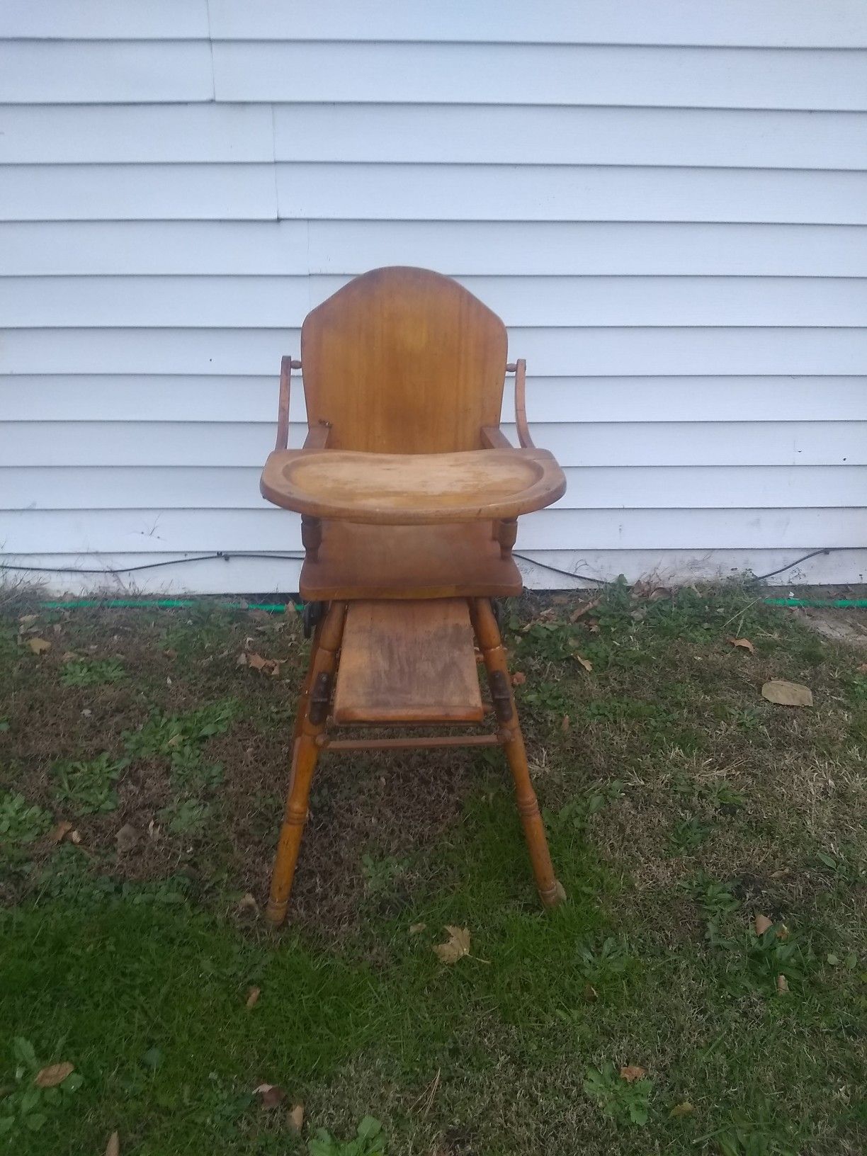 Vintage Thayer high chair