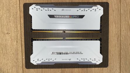 Corsair Vengeance RGB PRO DDR4 3200mhz RAM