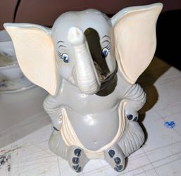 Vintage Elephant from the  Vintage ceramic, Read description