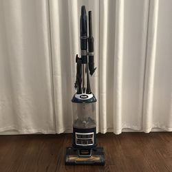 Shark Vacuum - Like New