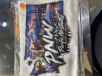 Pacific Northwest Clothing PNW Graphic T-Shirt