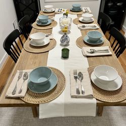 Castlery Miles Extendable Dining Table - 59”-78.7”