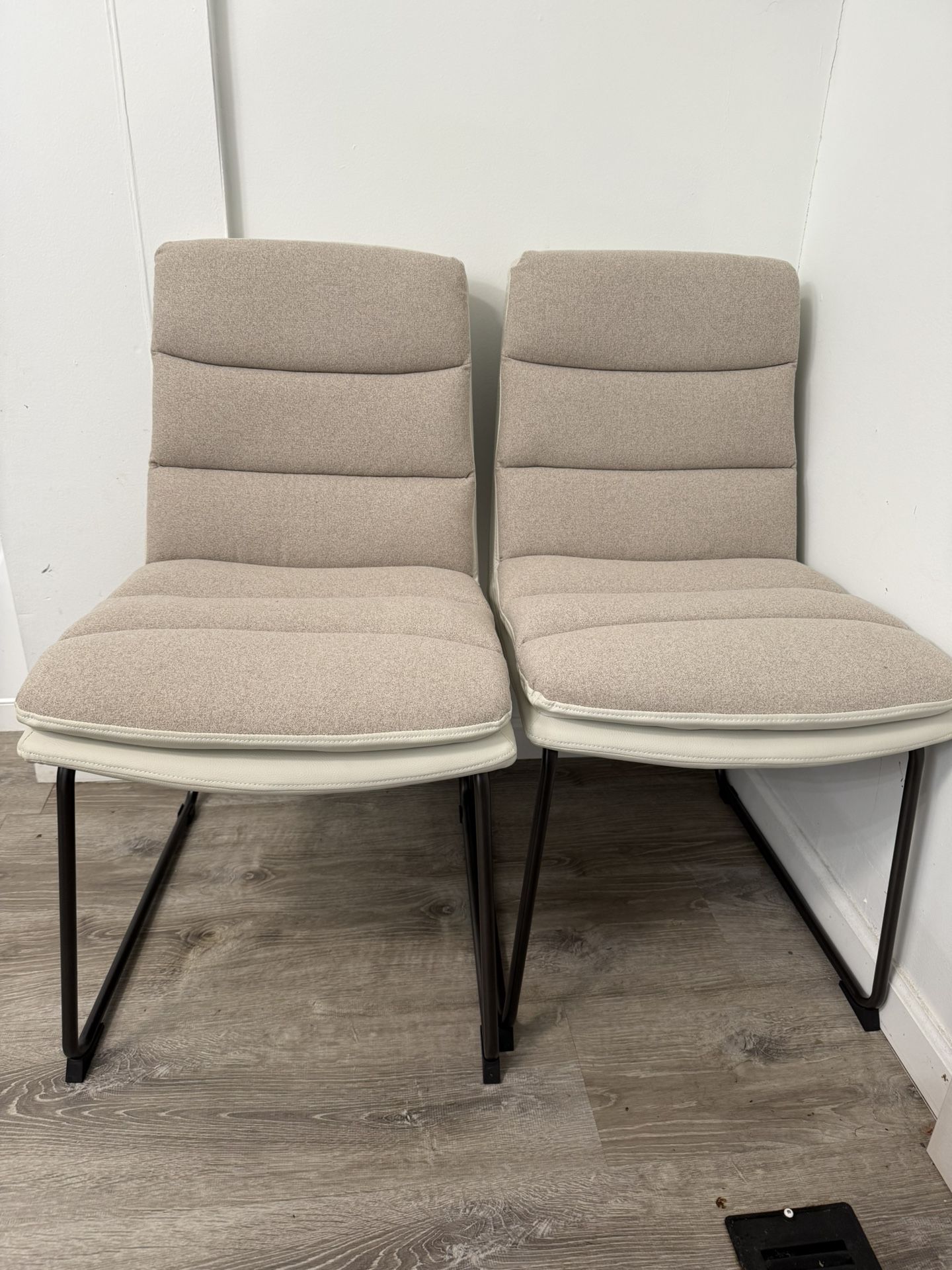 Colamy Chairs
