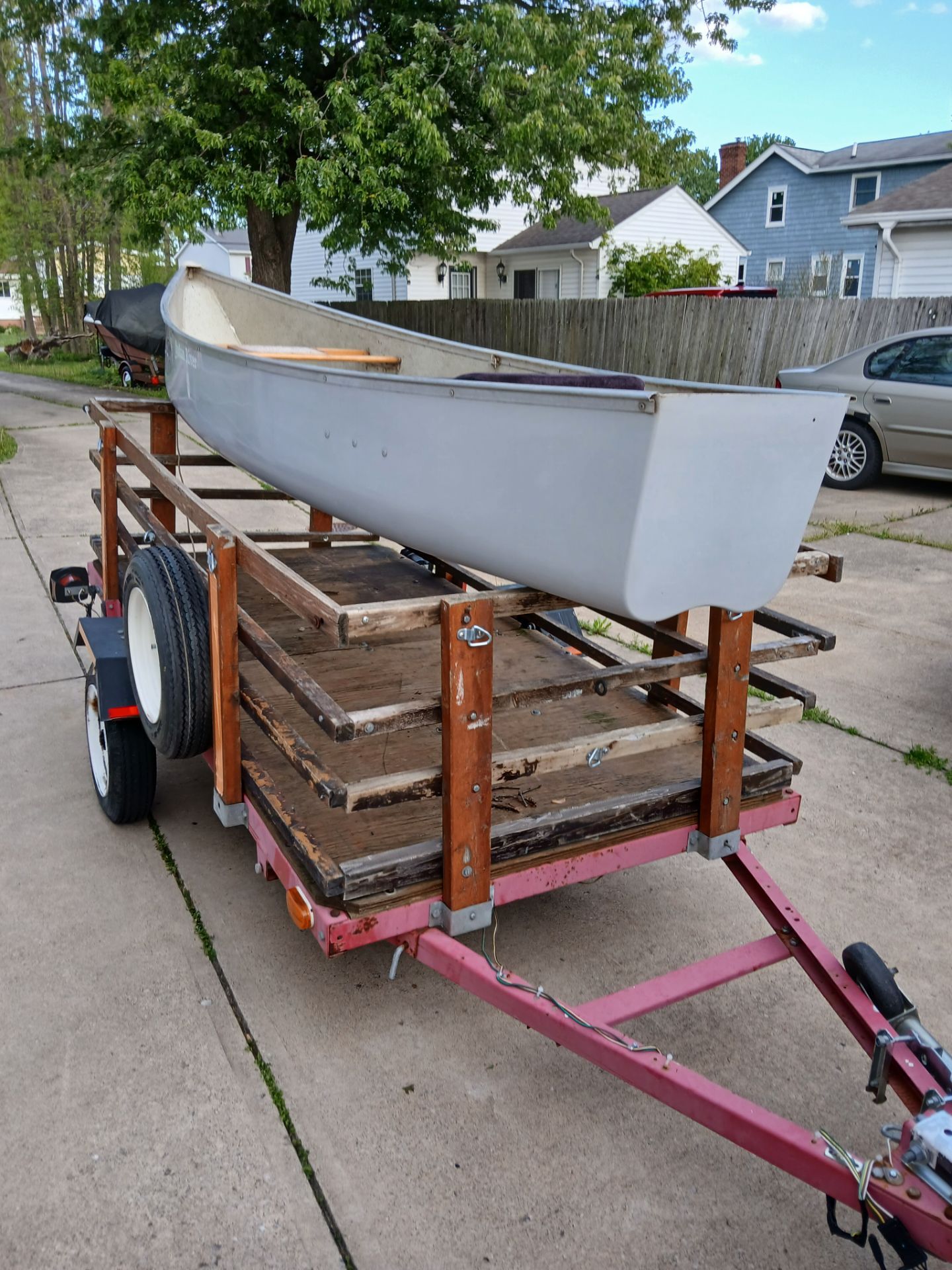 12 ft Fiberglass Indian River square back canoe