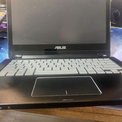 ASUS Laptop/Notebook Model: Q302L W/ ONN Charger