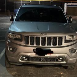 2015 Jeep Grand Cherokee Overland Sport Utility 4d