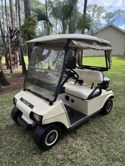 SUPER CLEAN 48 VOLT CLUB CAR GOLF CART! RUNS AND DRIVES GREAT!!