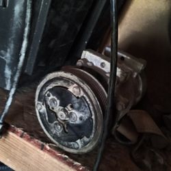 03-06 Chevy Parts A/C Pump And Interior 