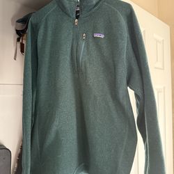 Men Patagonia sweatshirt large