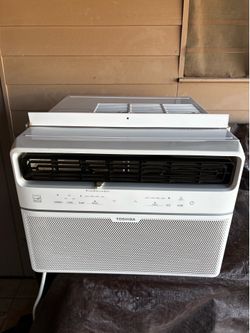 TOSHIBA WINDOW AC UNIT