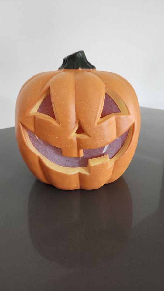 Halloween Light Up Pumpkin