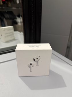 Apple AirPods with Active Noise Cancellation