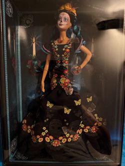 2019 Dia De Muertos Barbie Collection Item