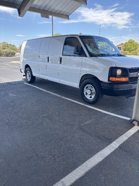 2014 CHEVY EXPRESS ONE TON EXTENDED CARGO VAN