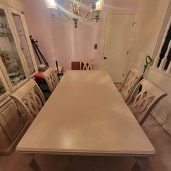 6 Seated Dining Table With China Cabinet 