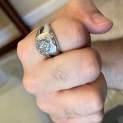 Illuminati Ring