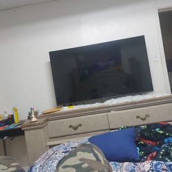 60 Inch Smart Tv 