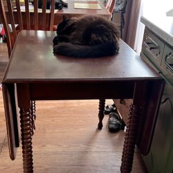 Drop Leaf Gate Leg Dining Table