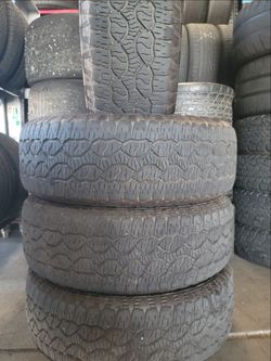Tires 275/65/18 Goodyear Wrangler at x4