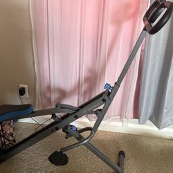 Exercise squat machine