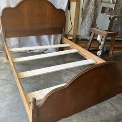  Vintage Wood Bed Frame 