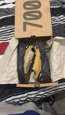 yeezy 700