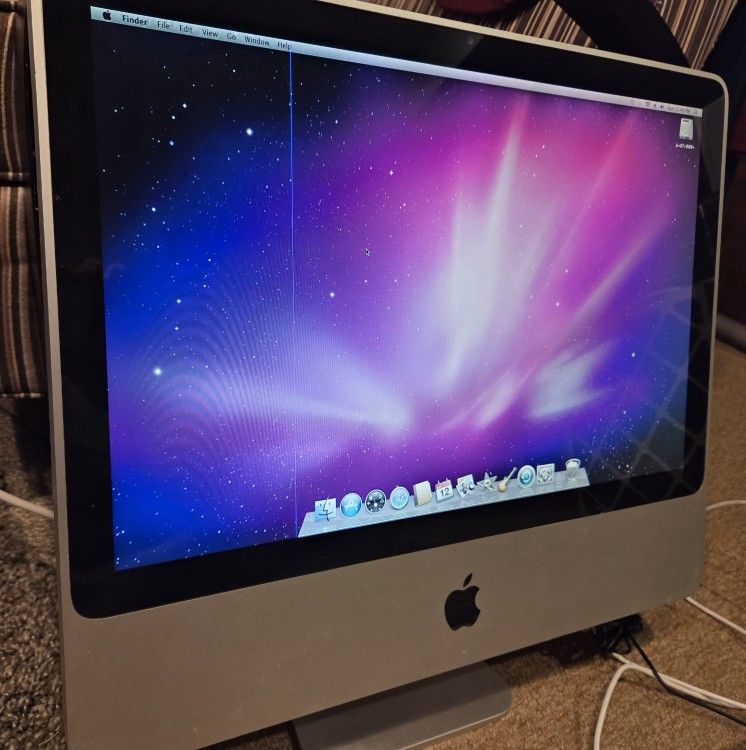 Apple iMac A1224 All-In-One Computer